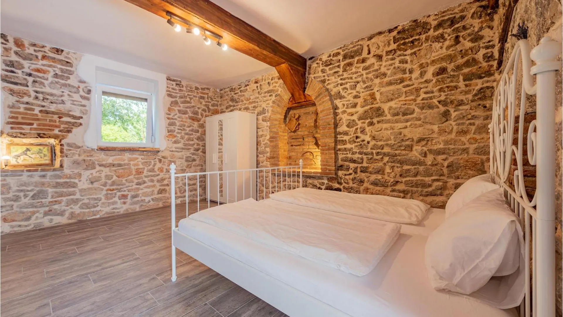 3 Bedroom Stunning Home In Gornje Rastane Donje Rastane Croatia