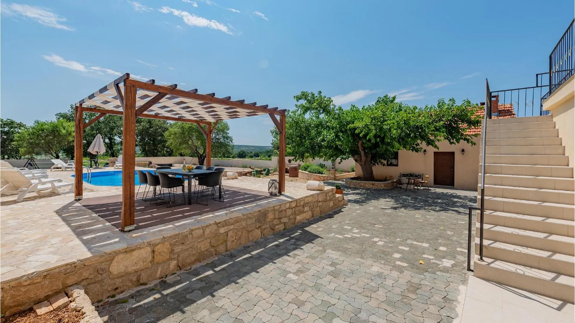 3 Bedroom Stunning Home In Gornje Rastane Donje Rastane 0*,
